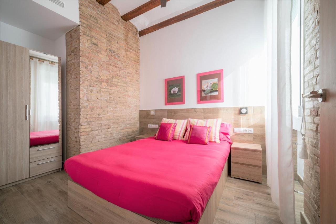 Flats Piera Valencia Center Apartment Bagian luar foto