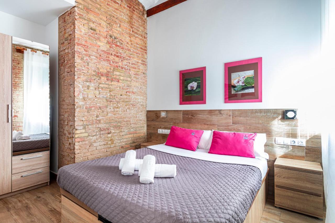 Flats Piera Valencia Center Apartment Bagian luar foto