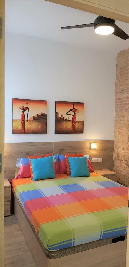 Flats Piera Valencia Center Apartment Bagian luar foto