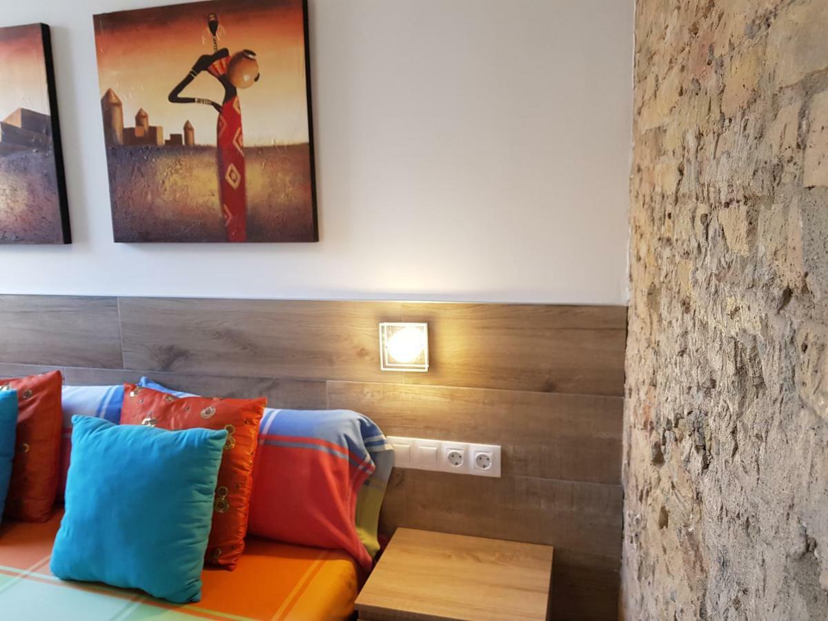 Flats Piera Valencia Center Apartment Bagian luar foto